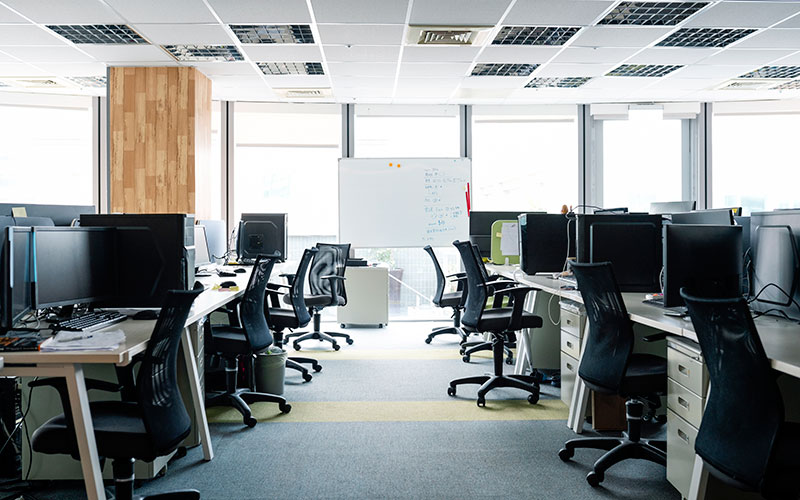 Some recruiters' offices still remain unopen