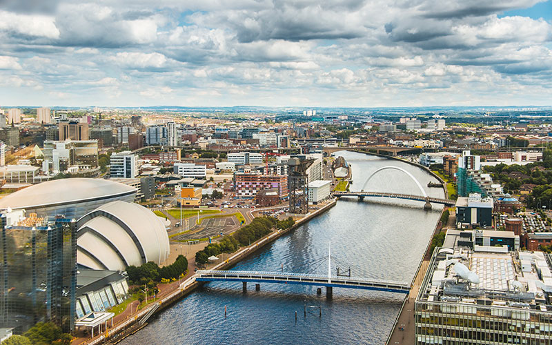 Ortsbeschreibungen Glasgow-istock-830486350