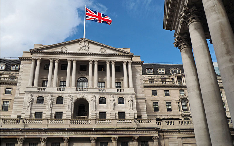 Bank of England seeks new governor