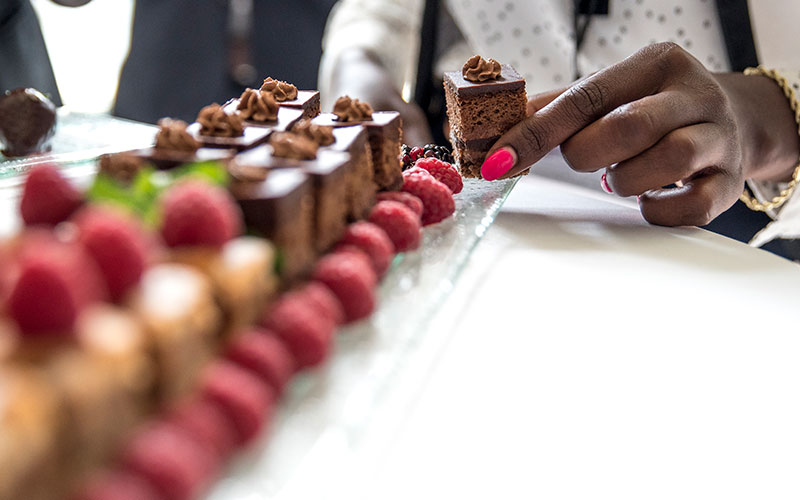 pudding taster