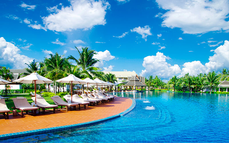Club Med resorts are seeking recruits