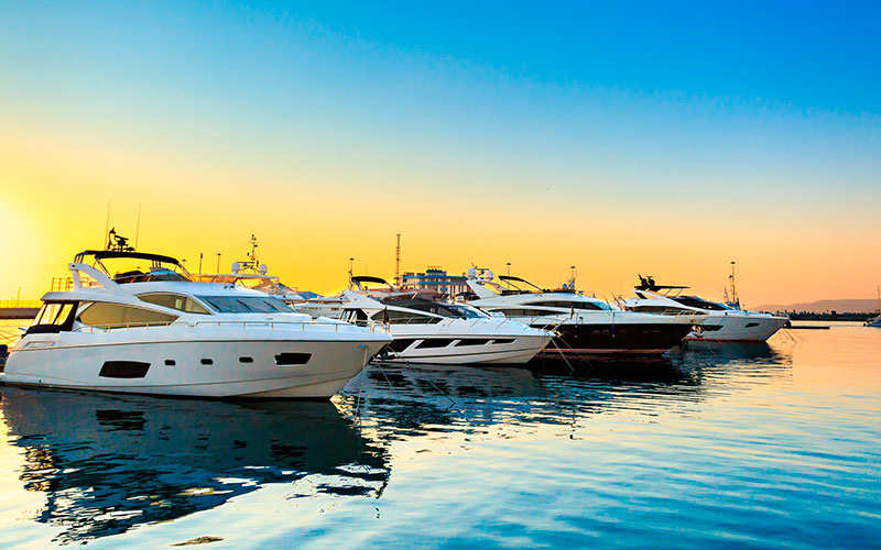 Luxury yacht, testing high-end objects/experiences