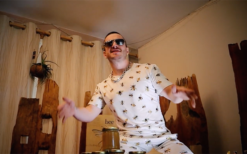 Peter Benefer's bee rap