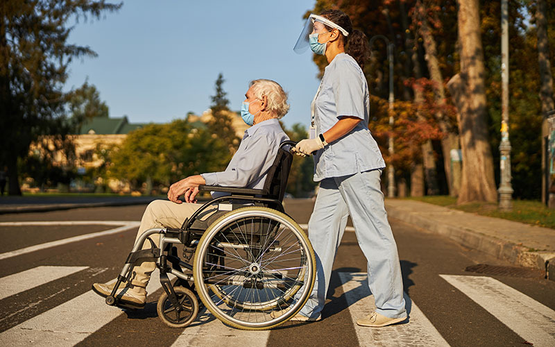 Campaign to find social care workers