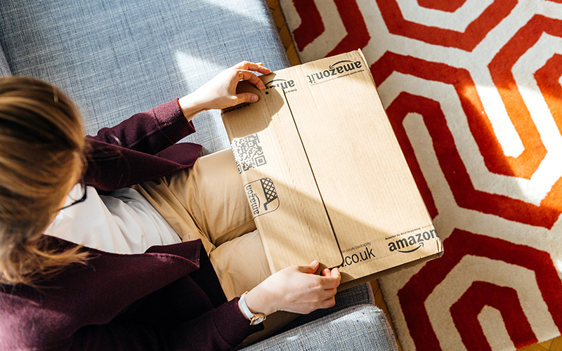 Amazon workplace ©hadrian_shutterstock