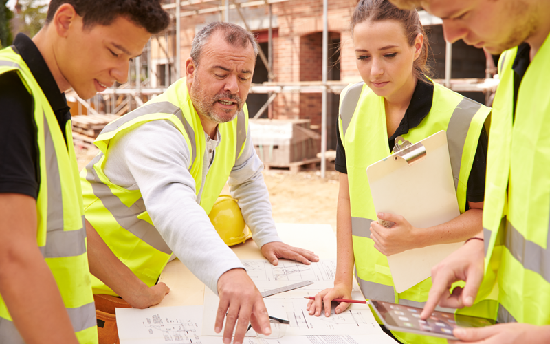 REC urges more programmes like the Restart Scheme ©Monkey Business, Shutterstock