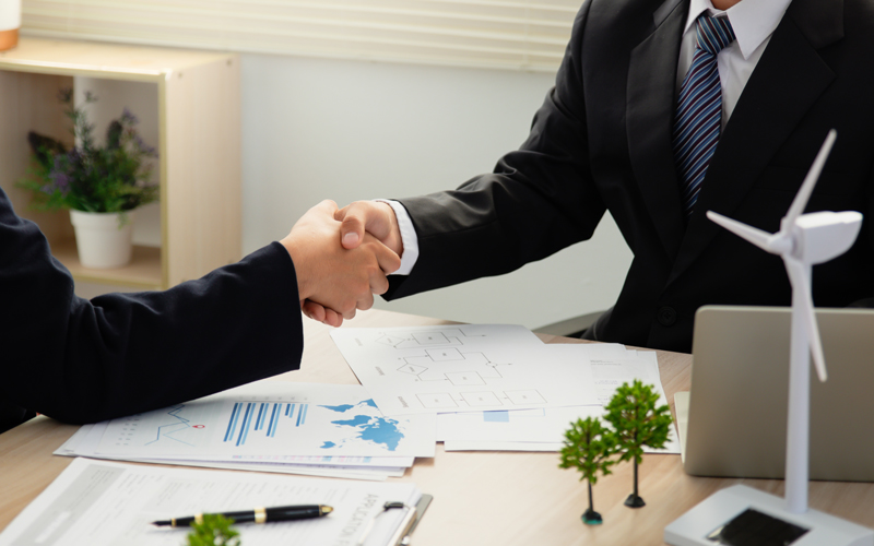 MoU hopes to improve recruitment of EHOs ©BOY ANTHONY, Shutterstock