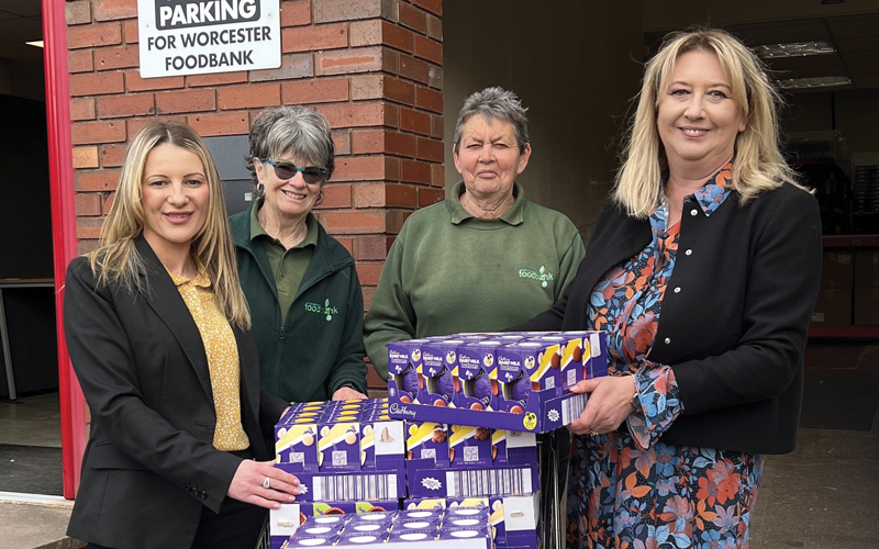 front l r abby hooper and kasia krieger from pineapple recruitment with rear l r penny perrett and sue campbell from worcester foodbank_supplied